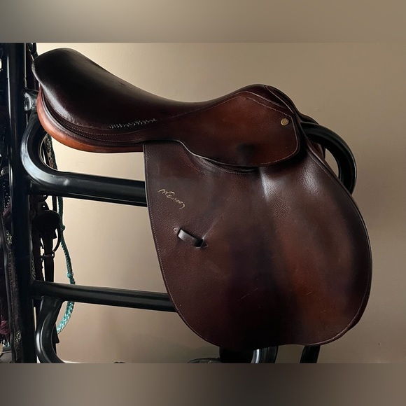 Older Pessoa Saddle - Picture 2 of 12
